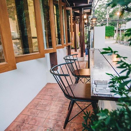 Hotel Heun At Fahham à Chiang Mai Extérieur photo